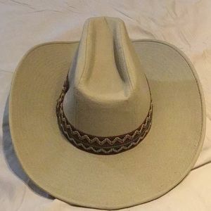 YR Medium 7-7.5 Cowboy Hat